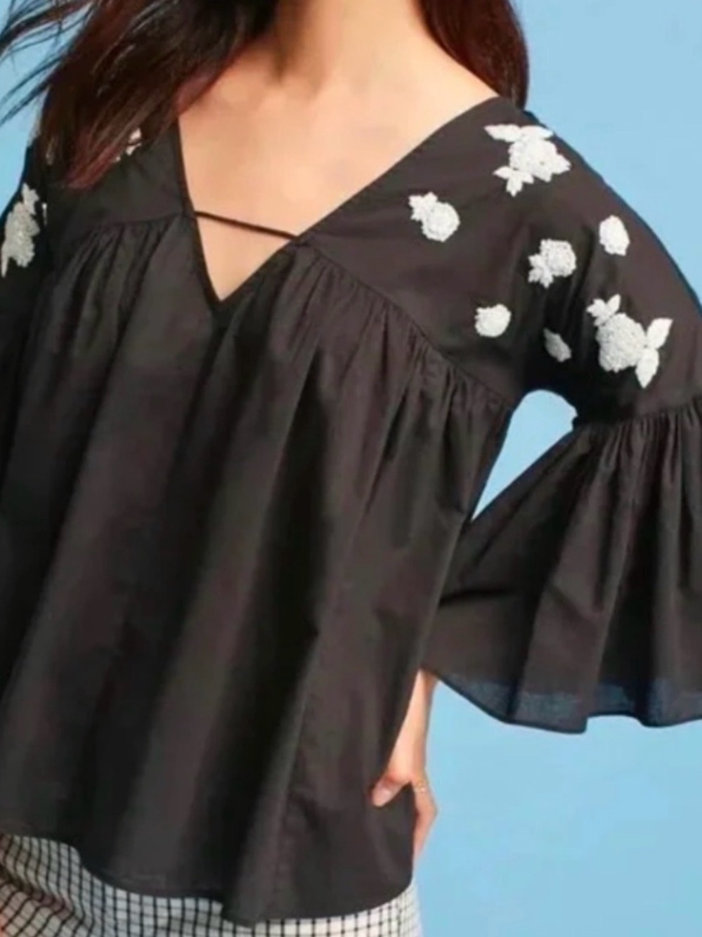 Mauve/from Anthropologie Black Embroidered Bell-Sleeve Blouse - Women size XS